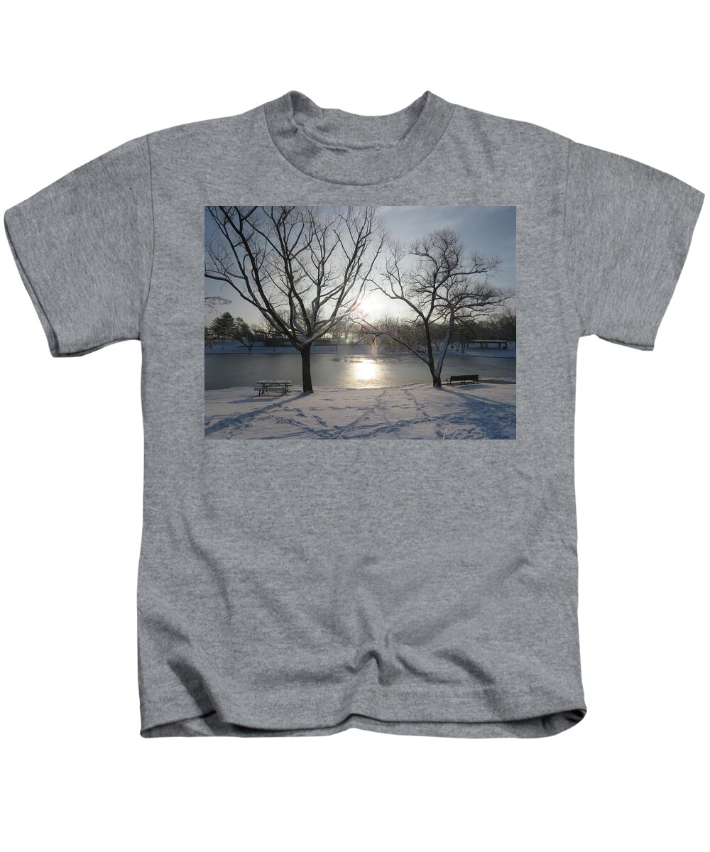 Fountain Kids T-Shirt featuring the photograph Fountain in Rose's Pond by Keith Stokes