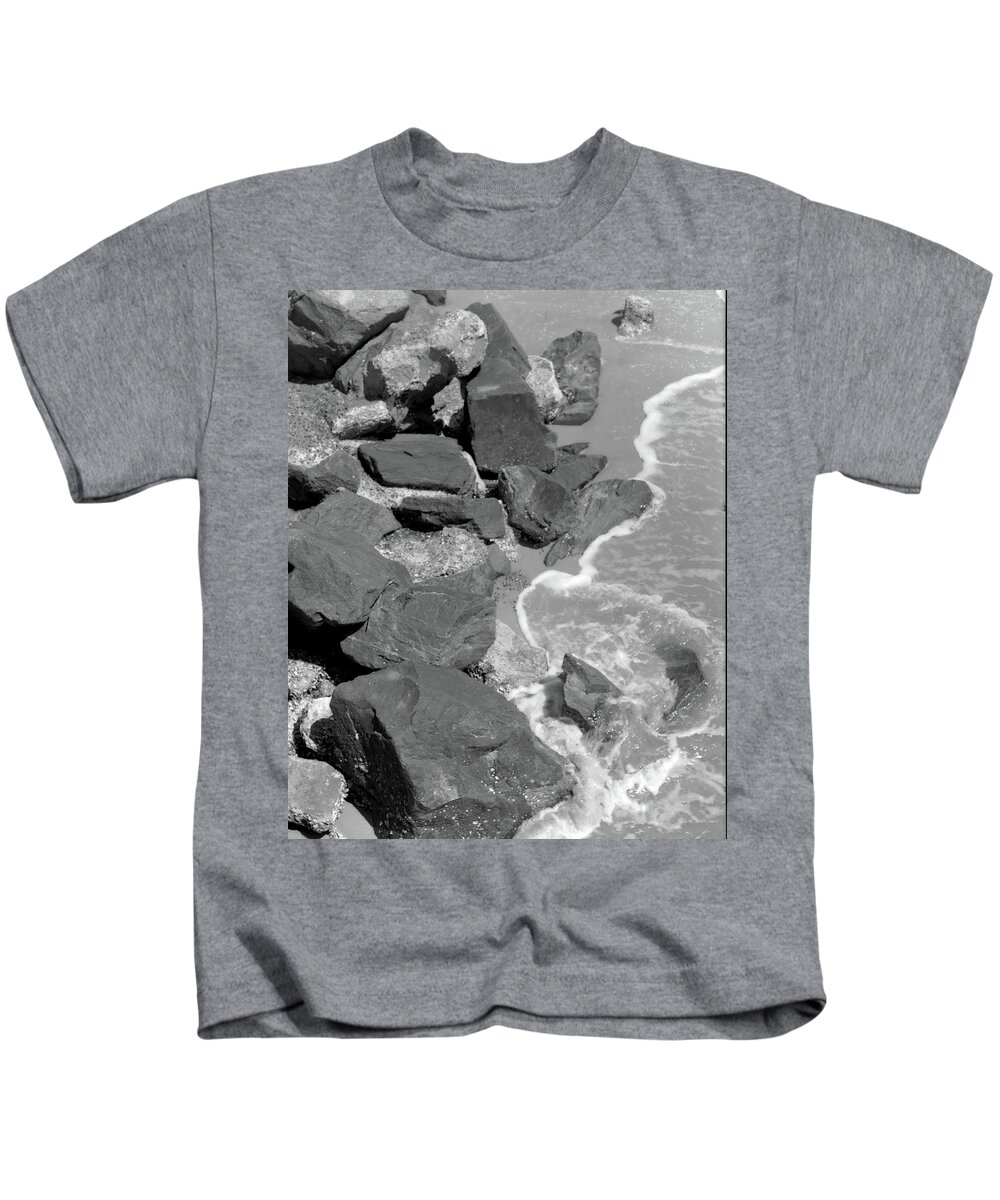 Atlantic Ocean Kids T-Shirt featuring the photograph Johnson Rocks, St. Simons Sound by John Simmons