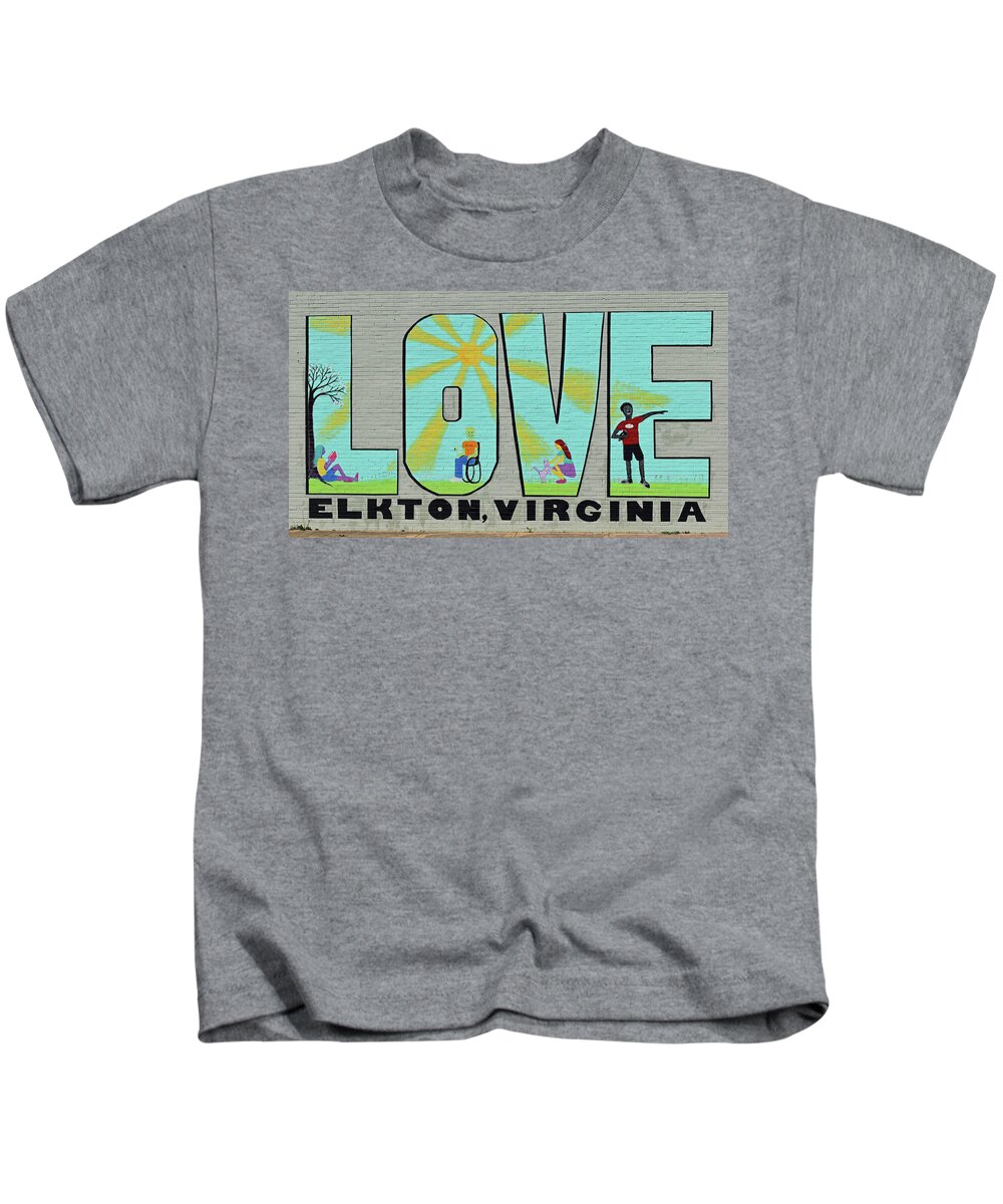 Town Kids T-Shirt featuring the photograph Love This Town by Roberta Byram