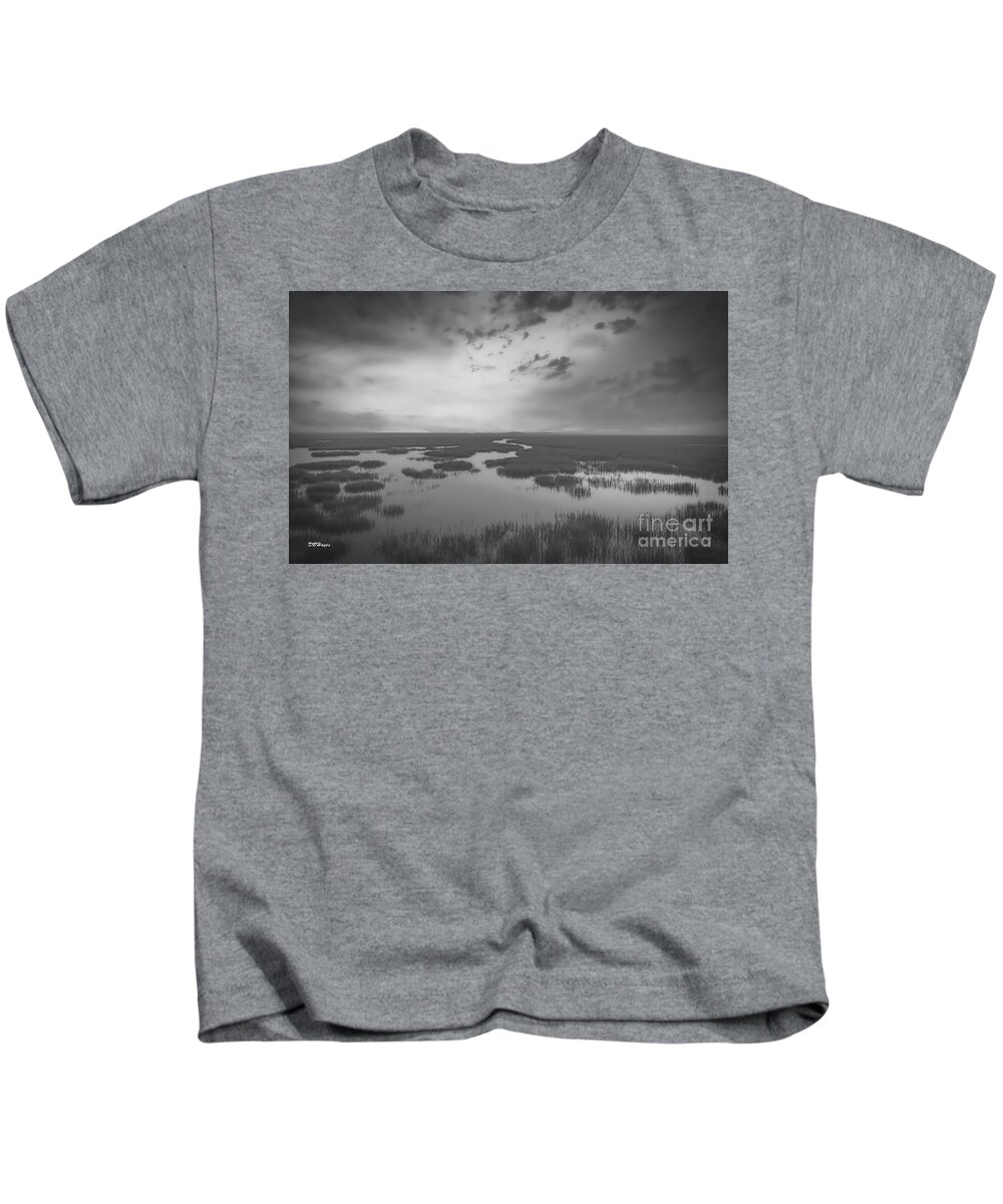 Landscapes Kids T-Shirt featuring the photograph Marshes of Glynn 2 by DB Hayes