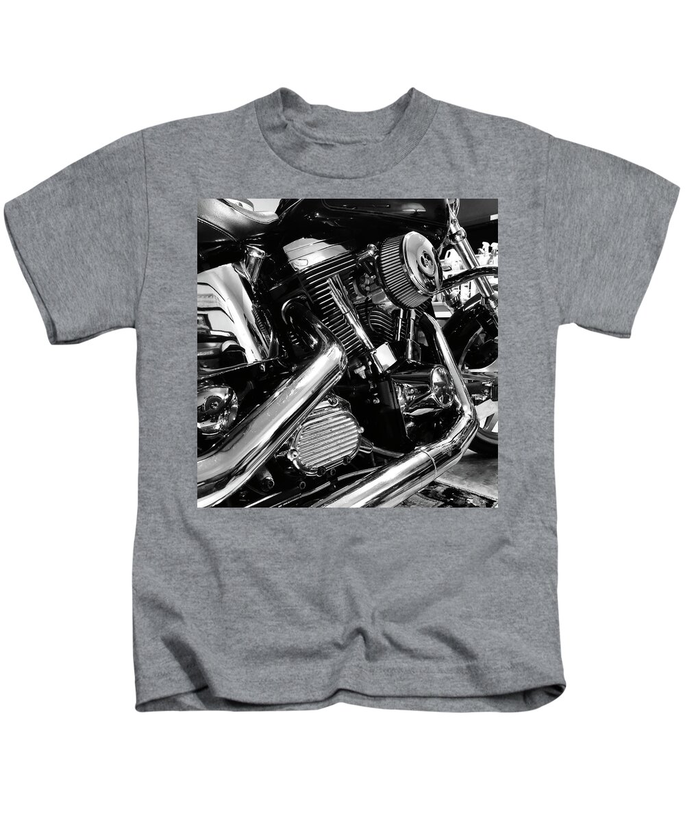 Harley Davidson Flxst Daytona Florida Usa Kids T-Shirt featuring the photograph Metal by John Anderson