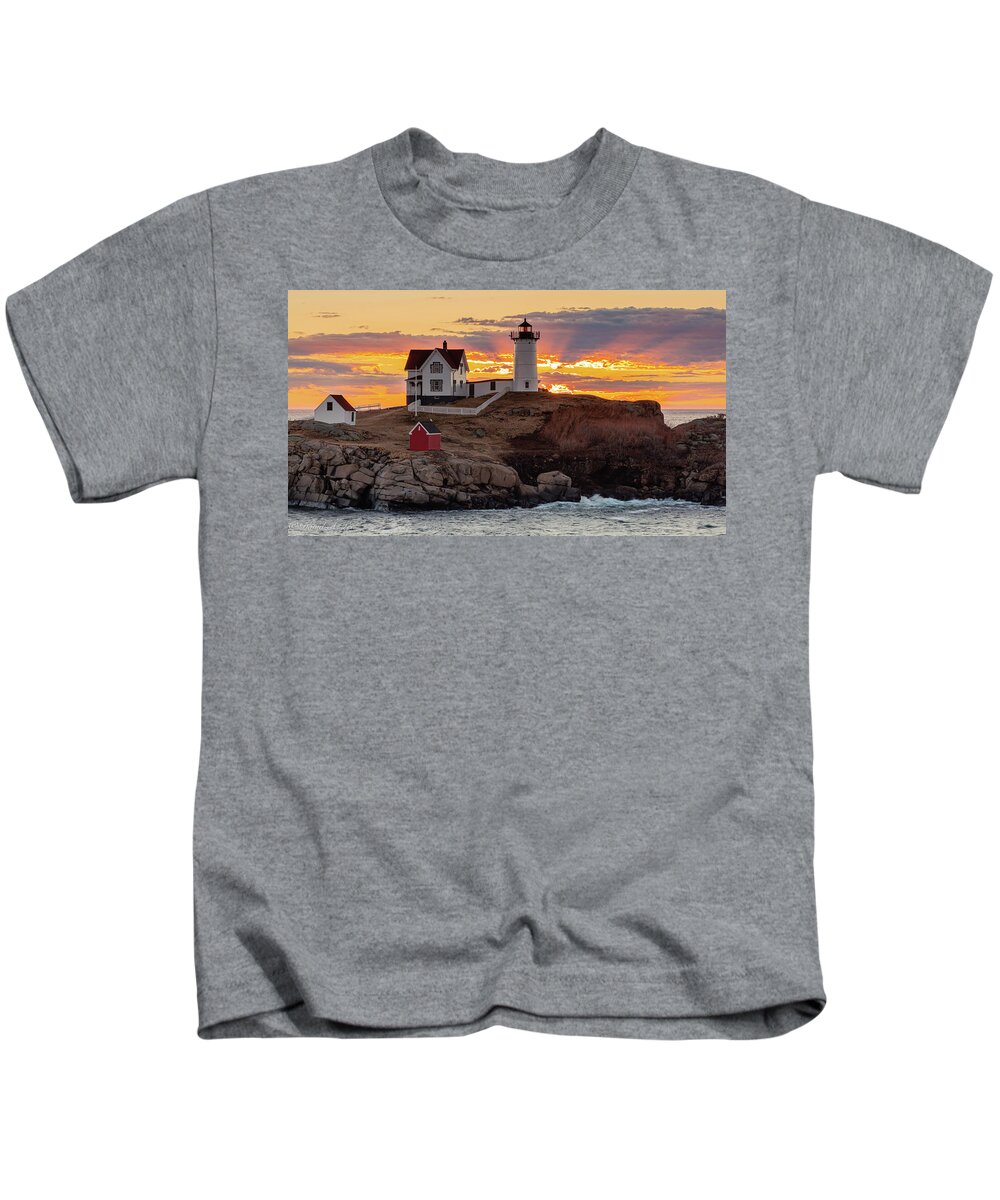 Seascape Kids T-Shirt featuring the photograph Nubble Light by David Lee