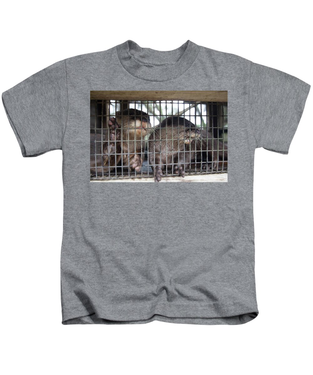 Dade City Kids T-Shirt featuring the photograph Otter by Dmdcreative Photography