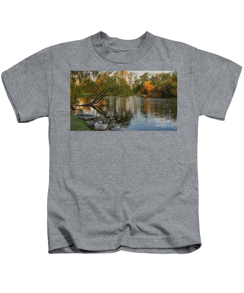 Bond Lake Kids T-Shirt featuring the photograph Quiet Areas of Bond Lake by fototaker Tony