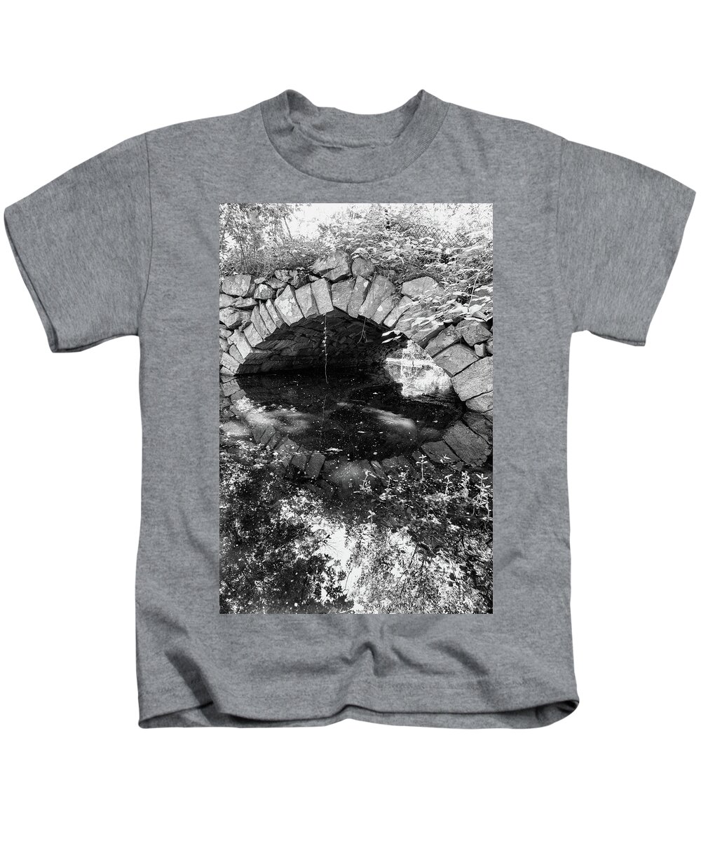 Historic Kids T-Shirt featuring the photograph Sands Arch by Steven Nelson