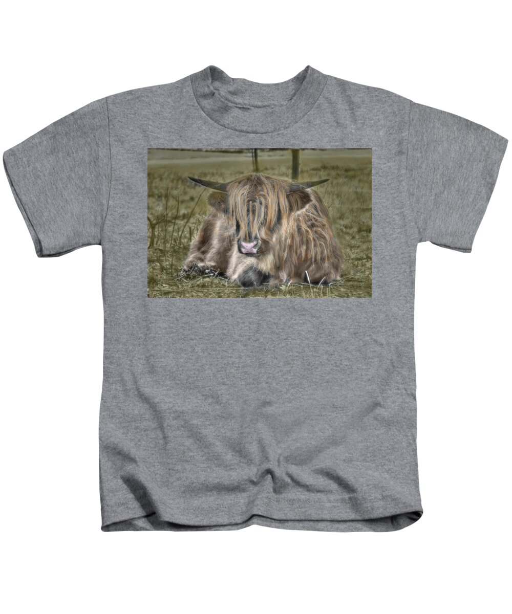 Highlander Kids T-Shirt featuring the photograph The Highlander of Benton Heights by Wayne King