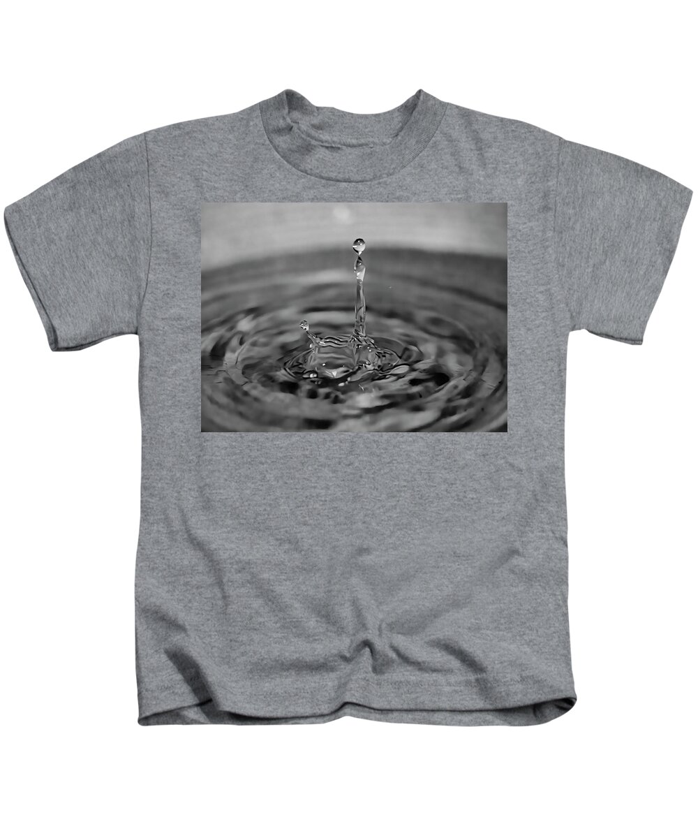 Black Kids T-Shirt featuring the photograph Water Drop Black and White by Jerry Connally