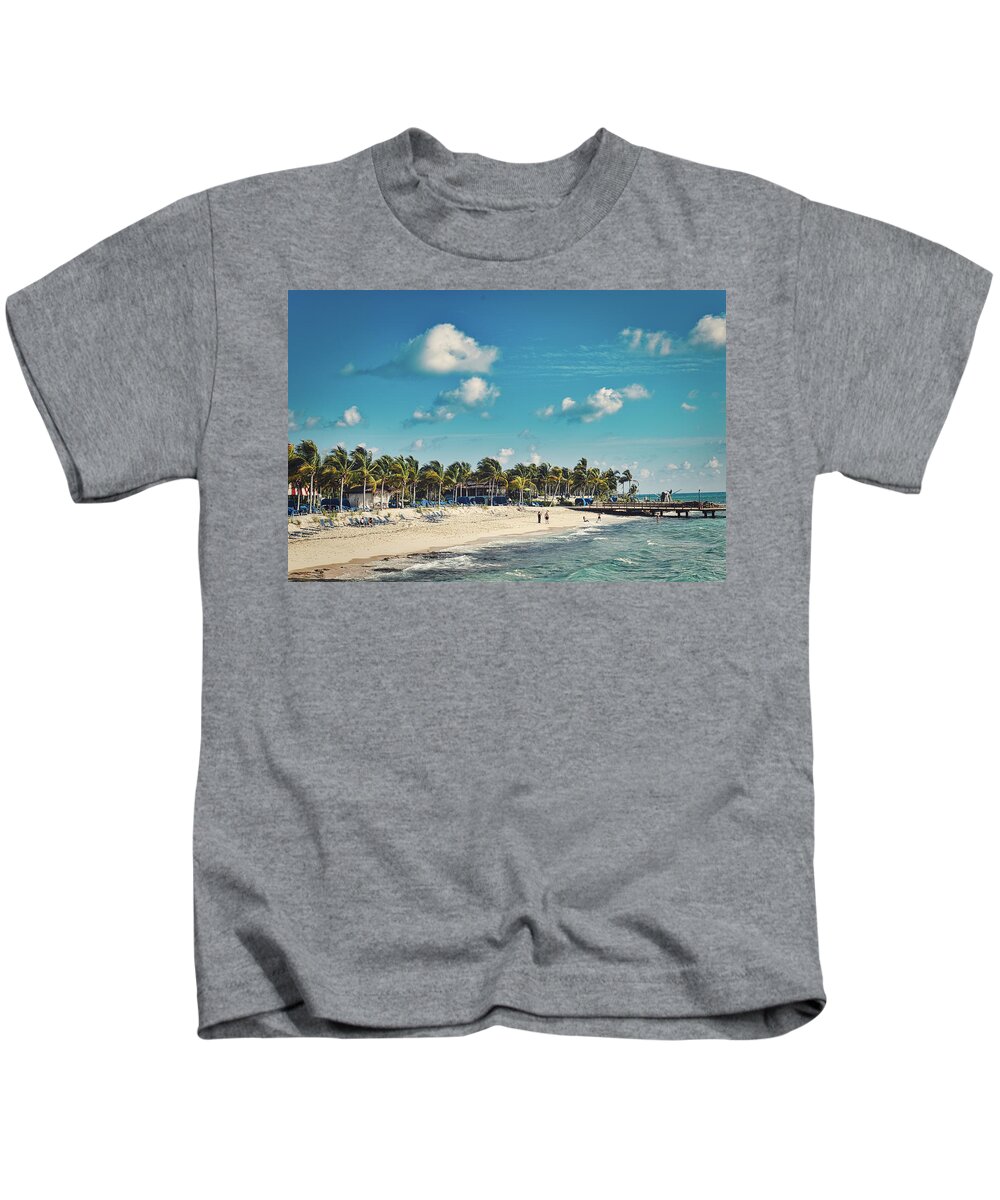 Beach Kids T-Shirt featuring the photograph Welcome Beachtime by Portia Olaughlin