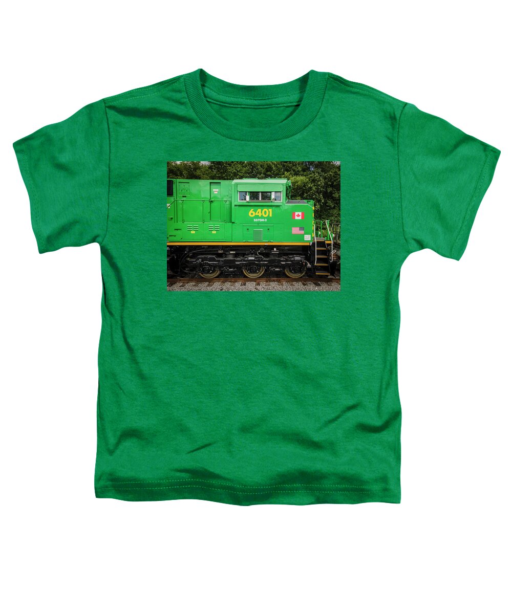 Railroad Toddler T-Shirt featuring the photograph New Brunswick Southern Railway 6401 Photo 03 by Jim Pearson