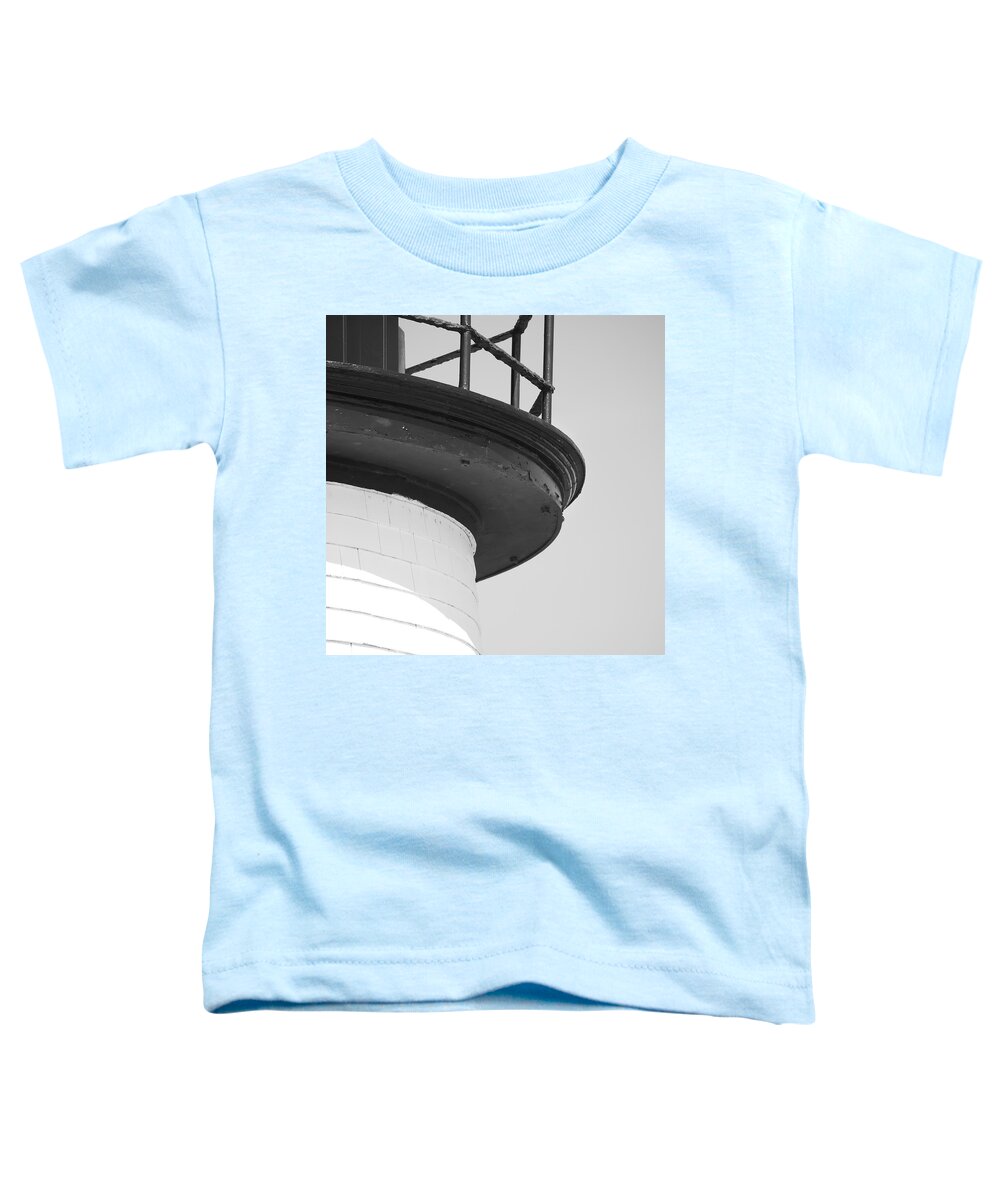 Brant Point Toddler T-Shirt featuring the photograph Brant Point Lighthouse by Charles Harden