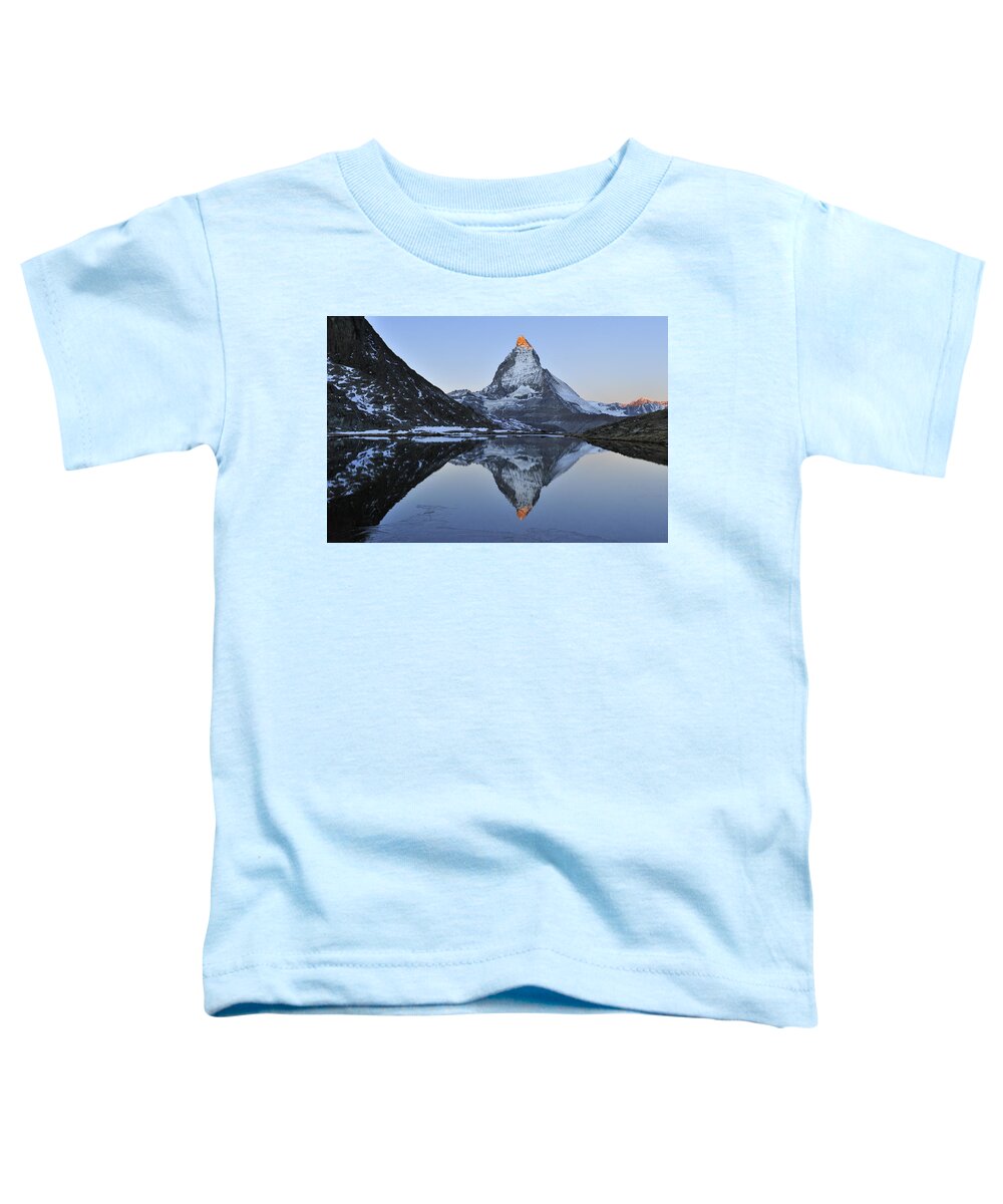 Feb0514 Toddler T-Shirt featuring the photograph The Matterhorn And Riffelsee Lake by Thomas Marent