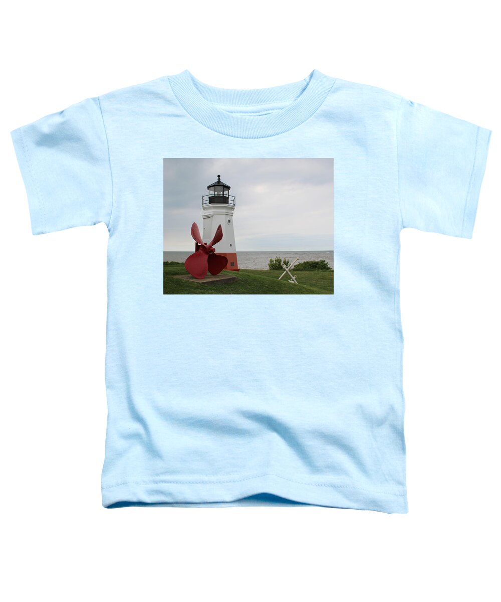 Light Toddler T-Shirt featuring the photograph Vermilion Lighthouse by George Jones