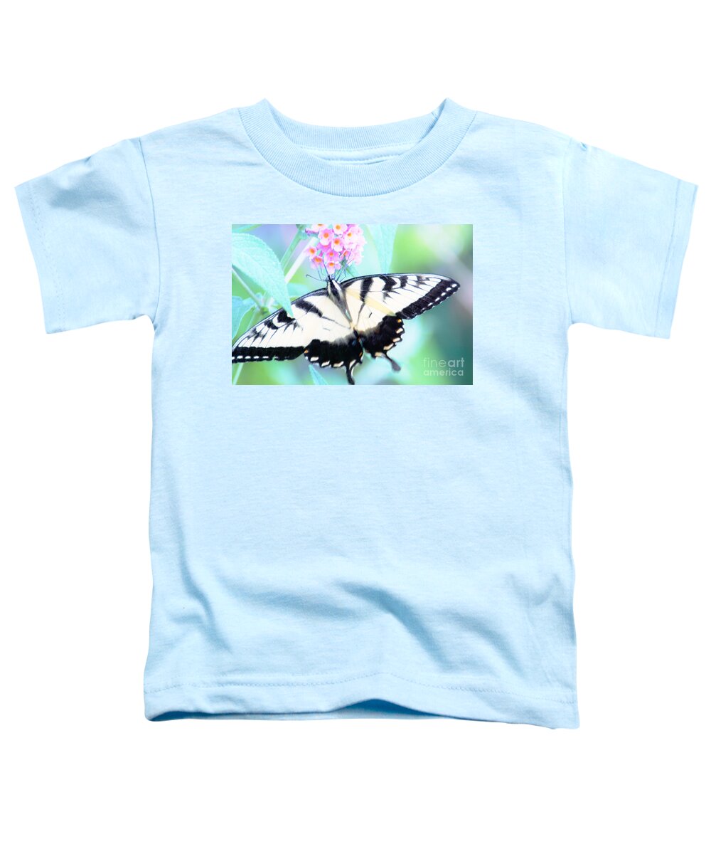 Butterfly Toddler T-Shirt featuring the photograph In the pink by Merle Grenz