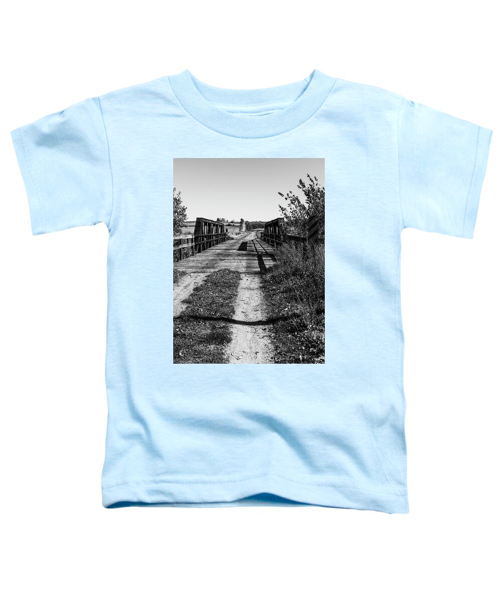 Dirt Road Toddler T-Shirt featuring the photograph Iowa Country Road by Ed Peterson