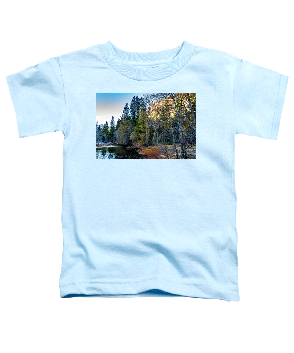 Beauty Toddler T-Shirt featuring the photograph Yosemite Trees and Branches by Roslyn Wilkins