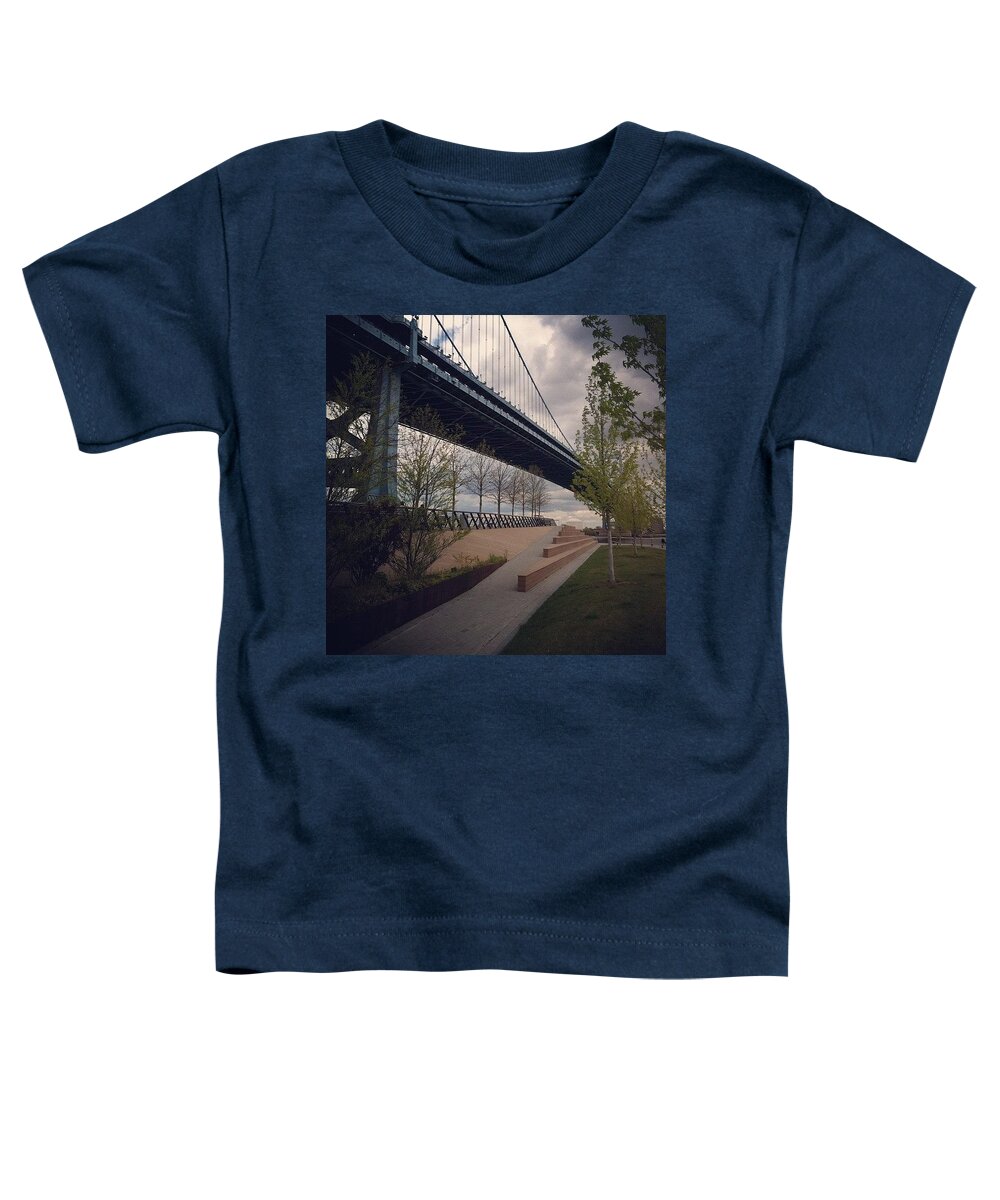 Aprilphotoaday Toddler T-Shirt featuring the photograph Ben Franklin Bridge #1 by Katie Cupcakes