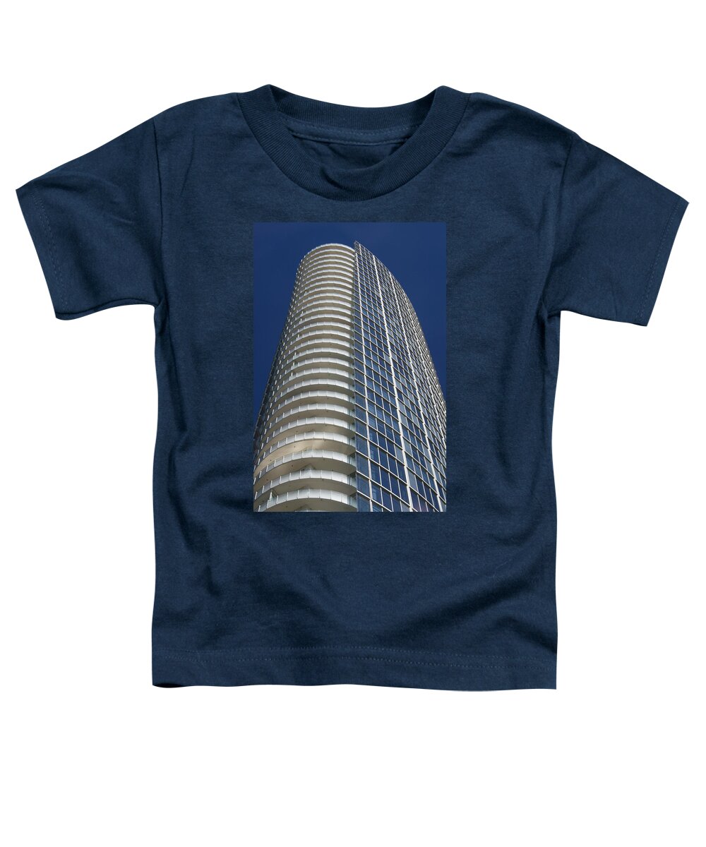 Building Toddler T-Shirt featuring the photograph Ladder to the Sky by Jeff Mize