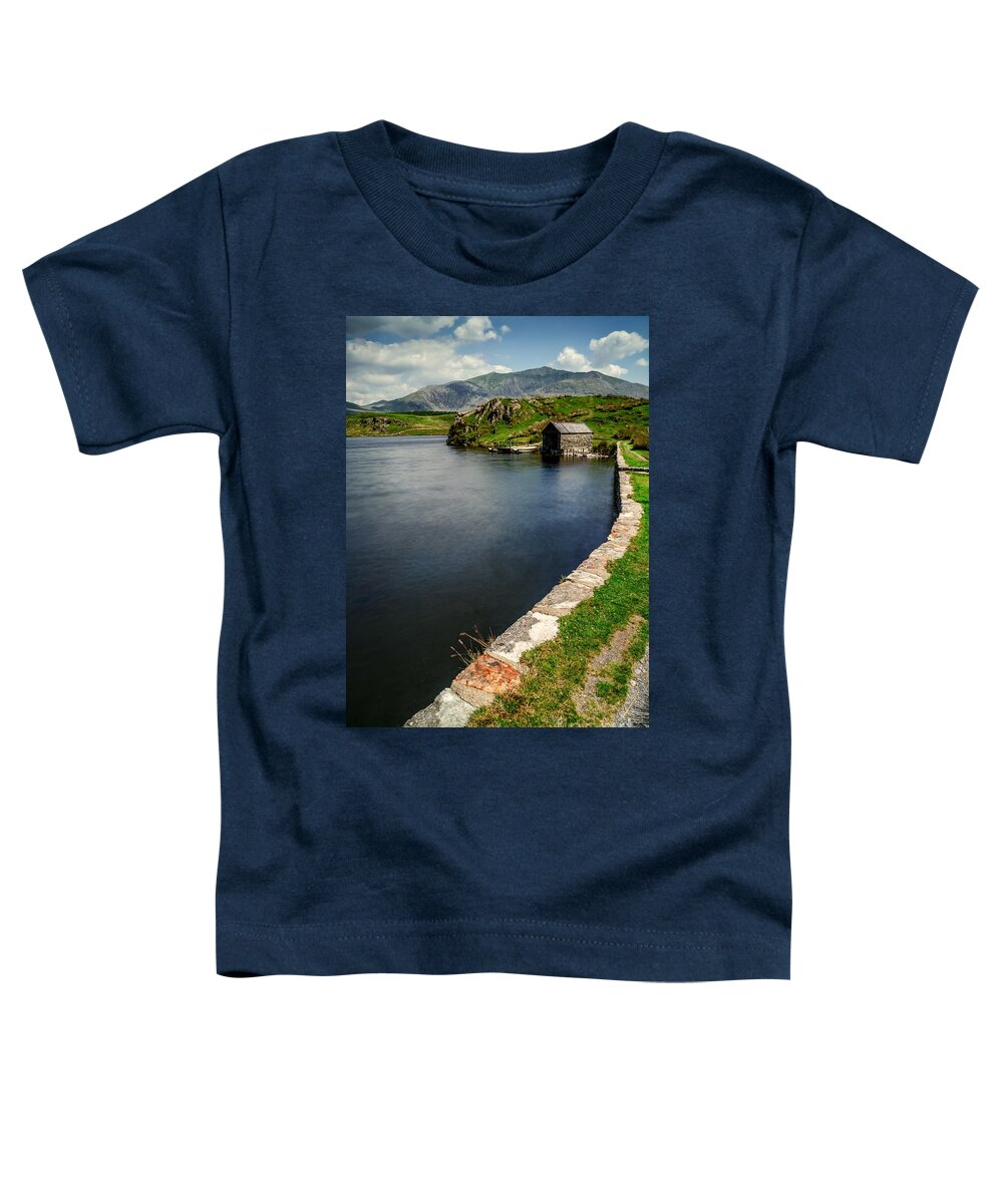 Llyn Dywarchen Toddler T-Shirt featuring the photograph Snowdon From Llyn Y Dywarchen by Adrian Evans