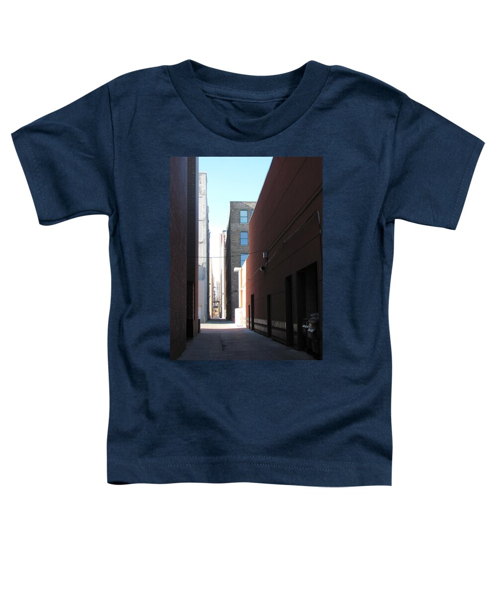 Milwaukee Toddler T-Shirt featuring the photograph Alley Photo 1 by Anita Burgermeister