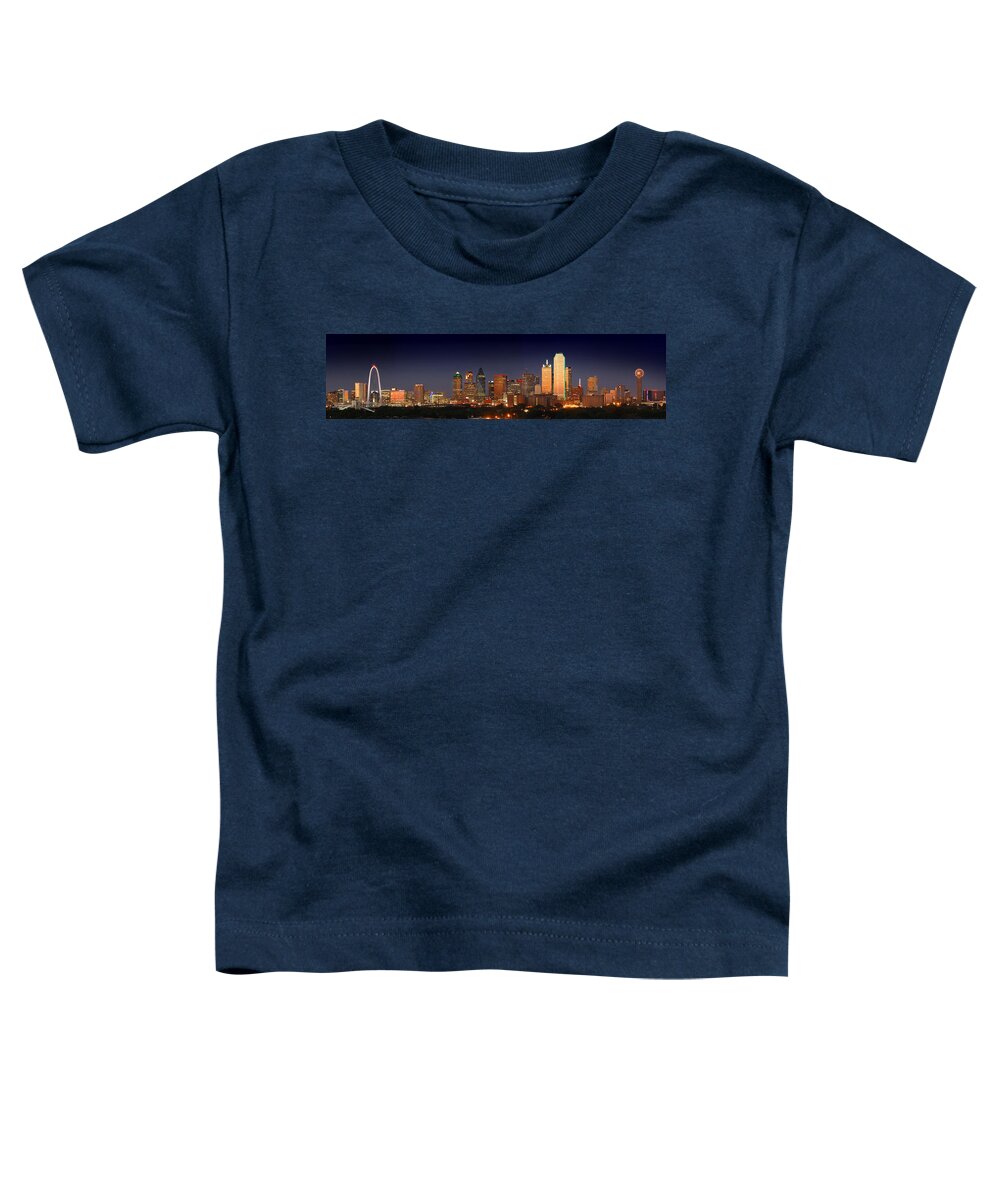 Dallas Skyline Night Toddler T-Shirt featuring the photograph Dallas Skyline at Dusk by Jon Holiday