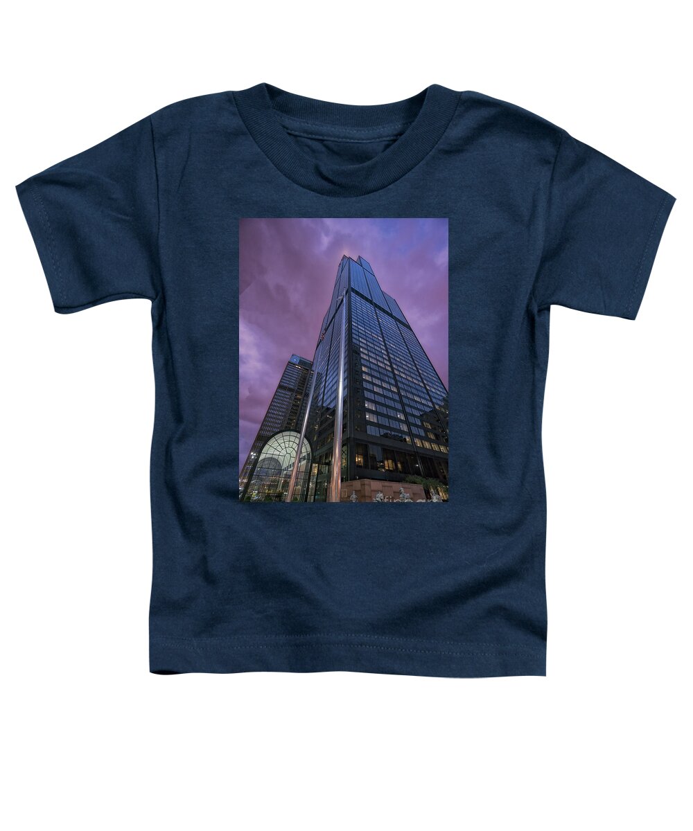 Chicago Toddler T-Shirt featuring the photograph Willis Sears Tower at dusk by Izet Kapetanovic