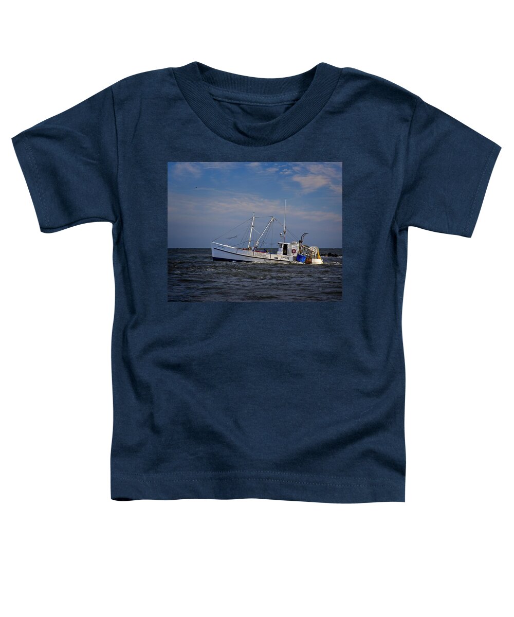Water Toddler T-Shirt featuring the photograph On The Way To Work by Ronald Lutz