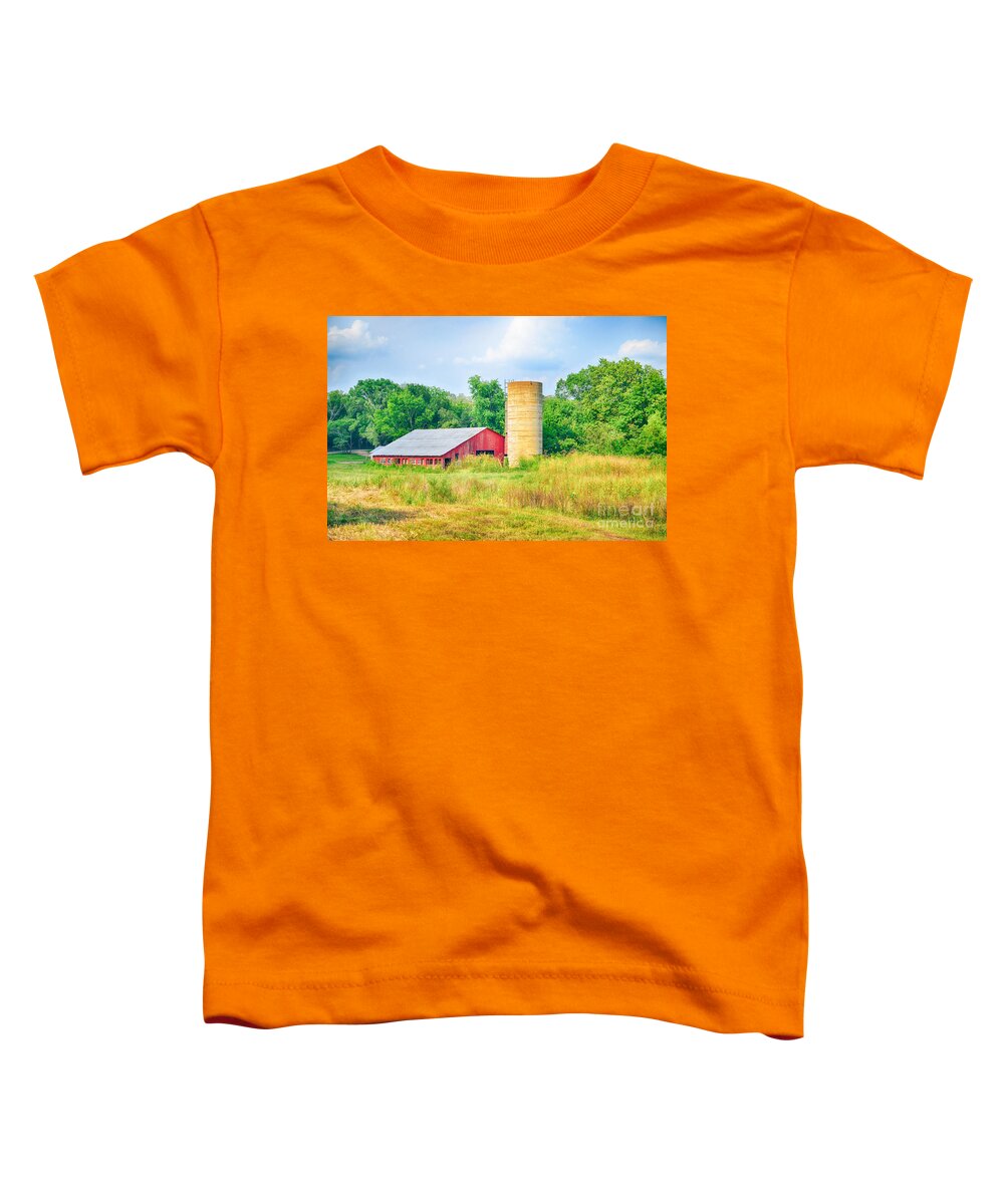 Vintage Barn Toddler T-Shirt featuring the photograph Old Country Farm and Barn by Peggy Franz