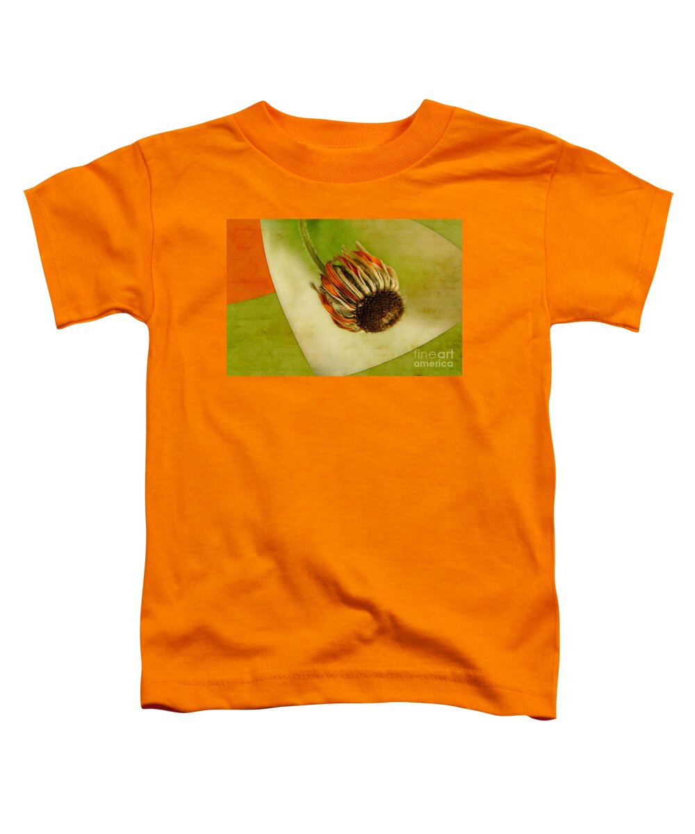 Flower Toddler T-Shirt featuring the photograph Triflori by Aimelle Ml