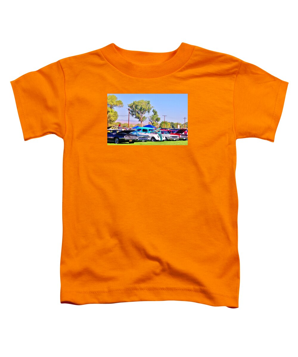 Bishop Ca Toddler T-Shirt featuring the photograph Car Show Bishop by Marilyn Diaz