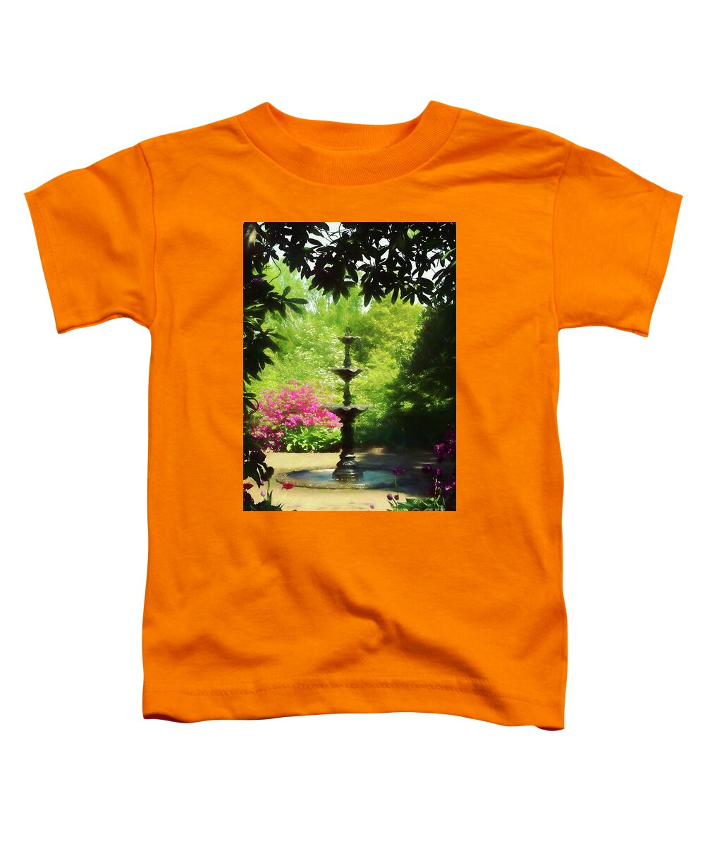 Gardens Toddler T-Shirt featuring the photograph Ladew Fountain by Marilyn Cornwell
