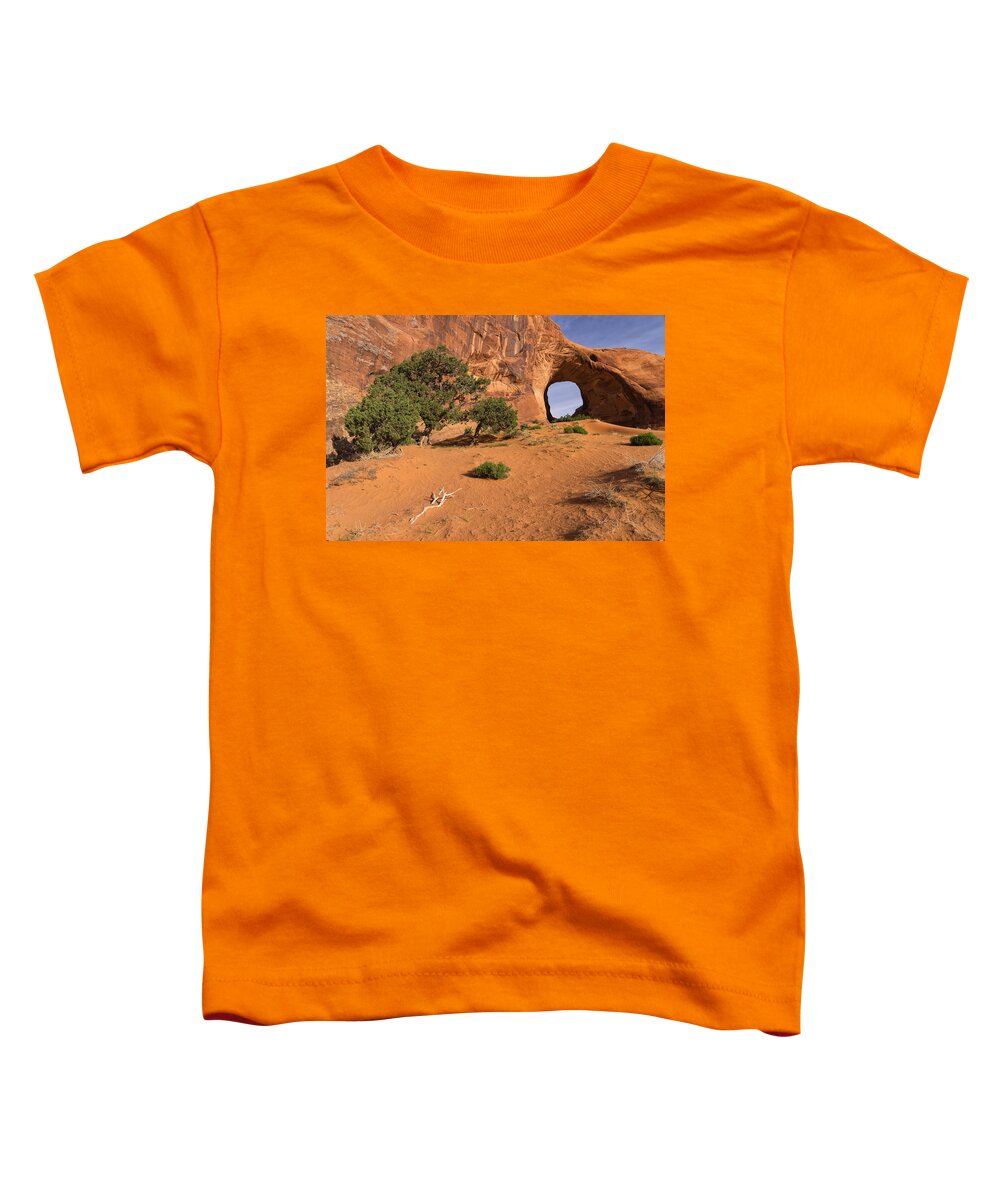 Arizona Toddler T-Shirt featuring the photograph Monument Valley Arch AZ DSC03558 by Greg Kluempers