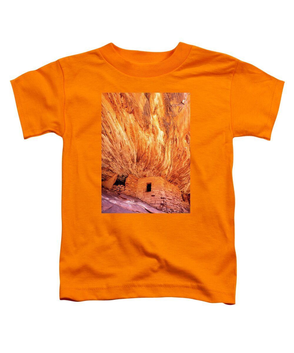 Ruin Toddler T-Shirt featuring the photograph On Fire by D Robert Franz