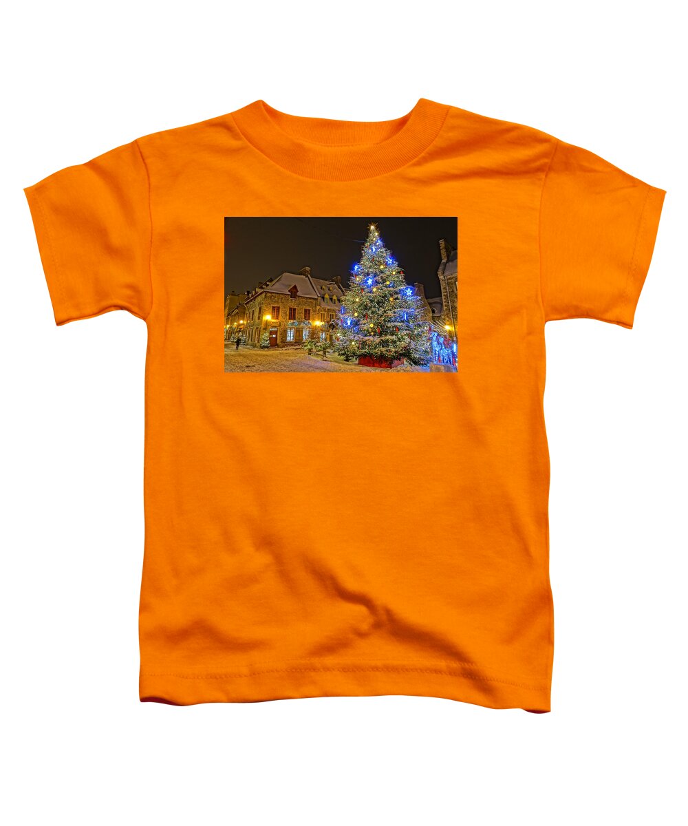 Quebec City Toddler T-Shirt featuring the photograph Christmas Time in Quebec City by Patricia Caron