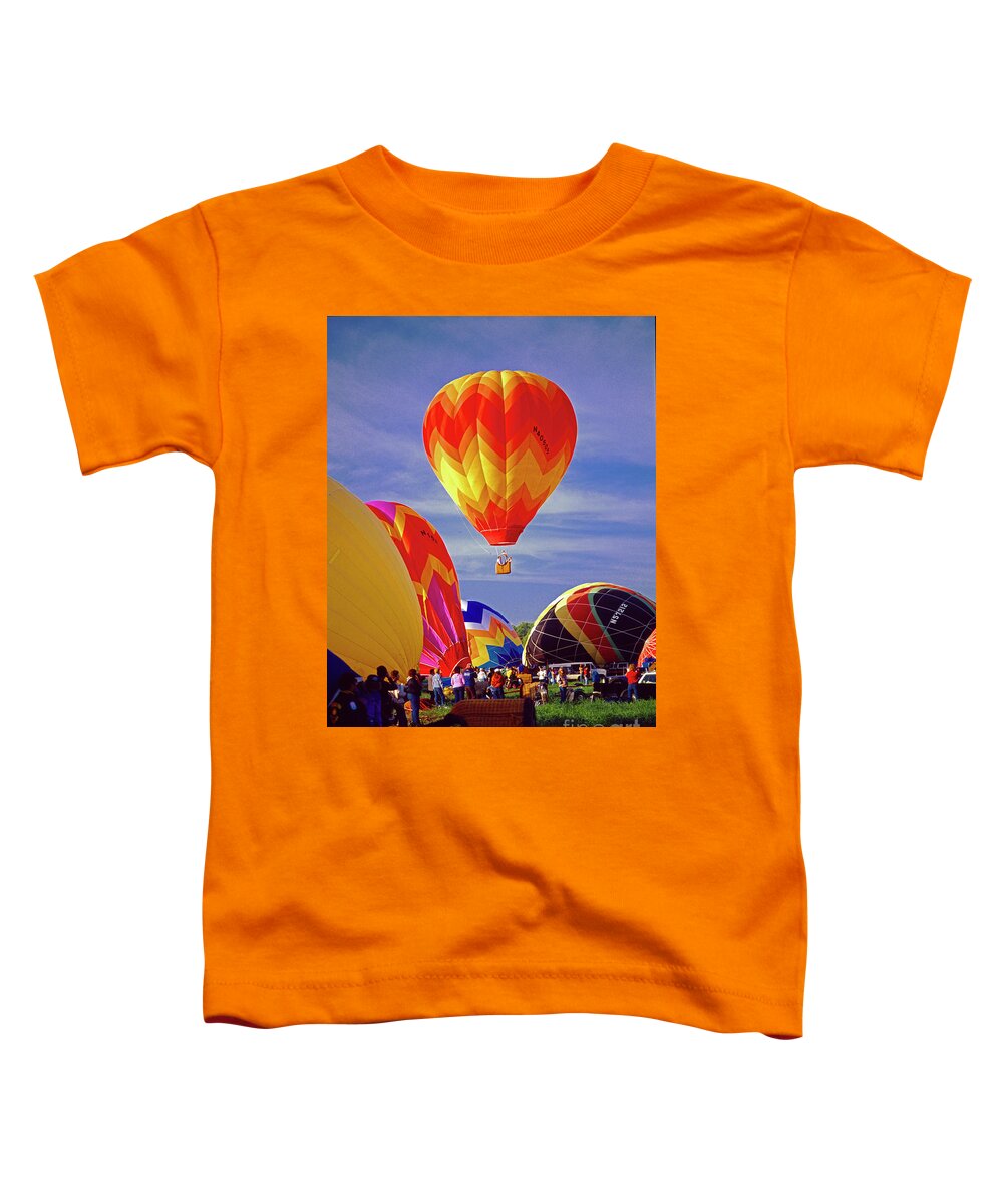 Hot Air Ballon Toddler T-Shirt featuring the photograph Hot Air Ballon rally Dells sunrise by Tom Jelen
