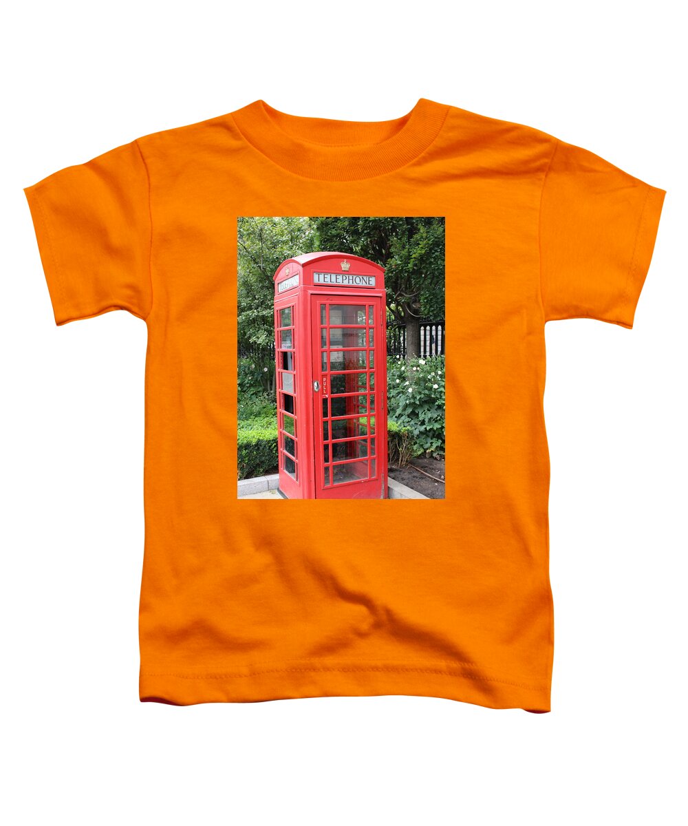 Telephone Booth Toddler T-Shirt featuring the photograph Royal Telephone Booth by Laura Smith