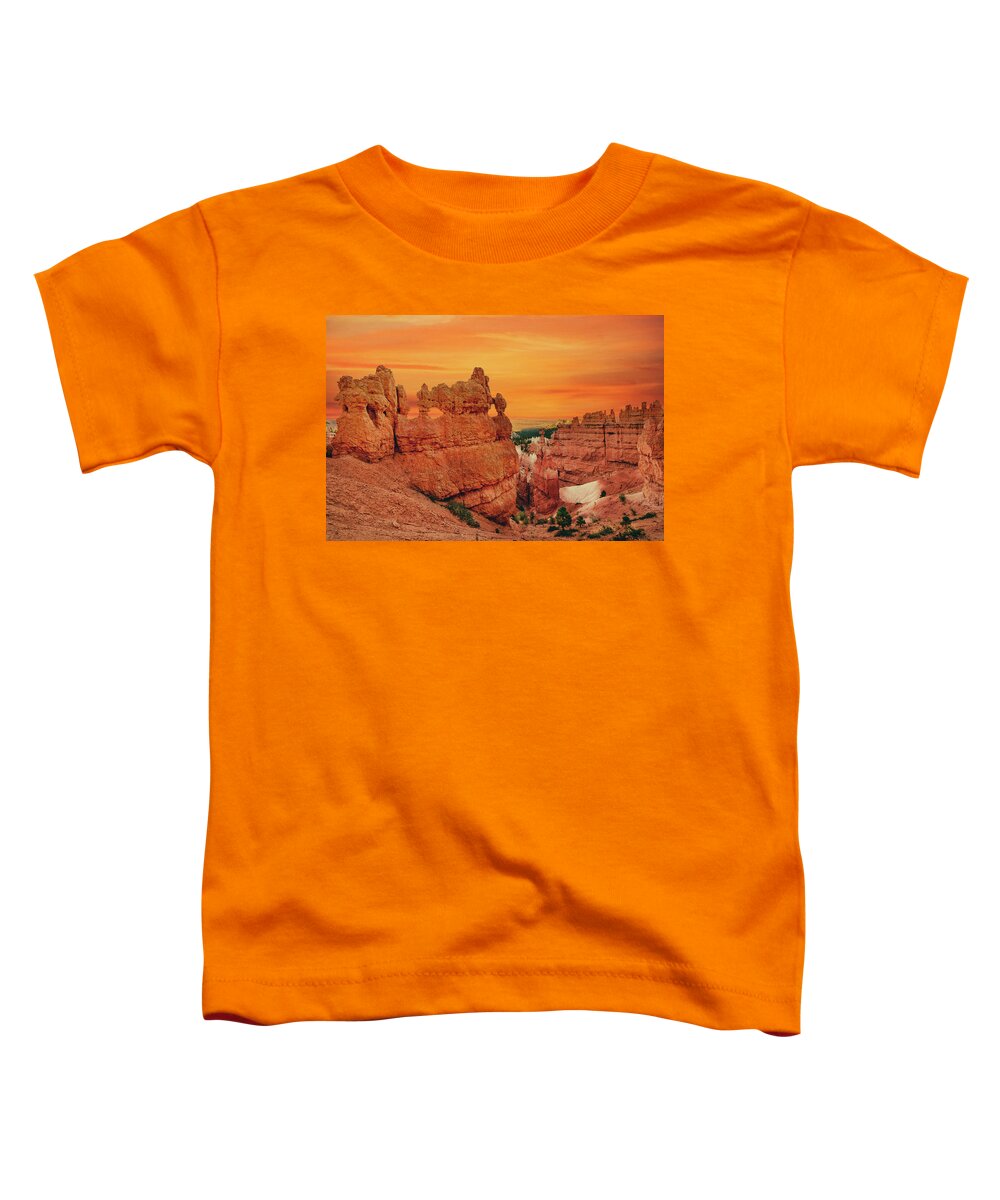 Bryce Canyon Toddler T-Shirt featuring the photograph Aglow in Bryce Canyon. by Jerry Cahill