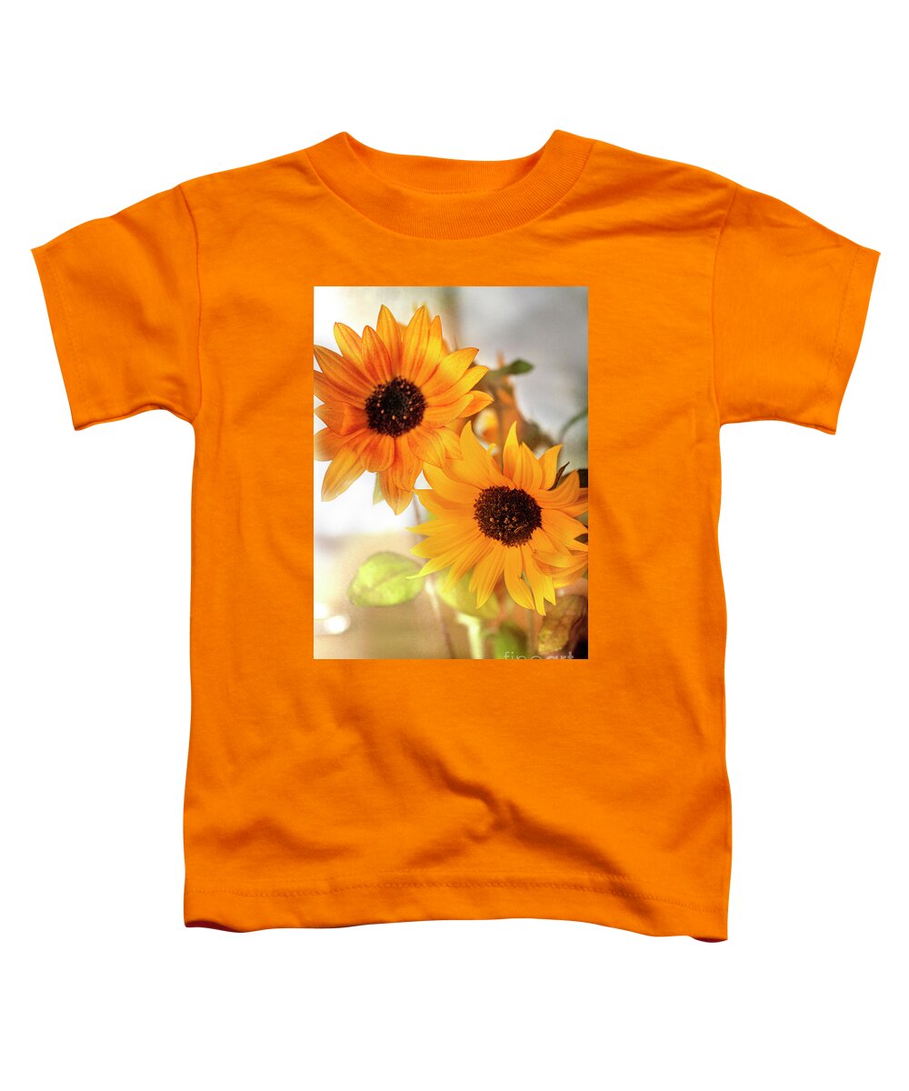Flowers Toddler T-Shirt featuring the photograph Different Yet The Same- Besties by Janie Johnson