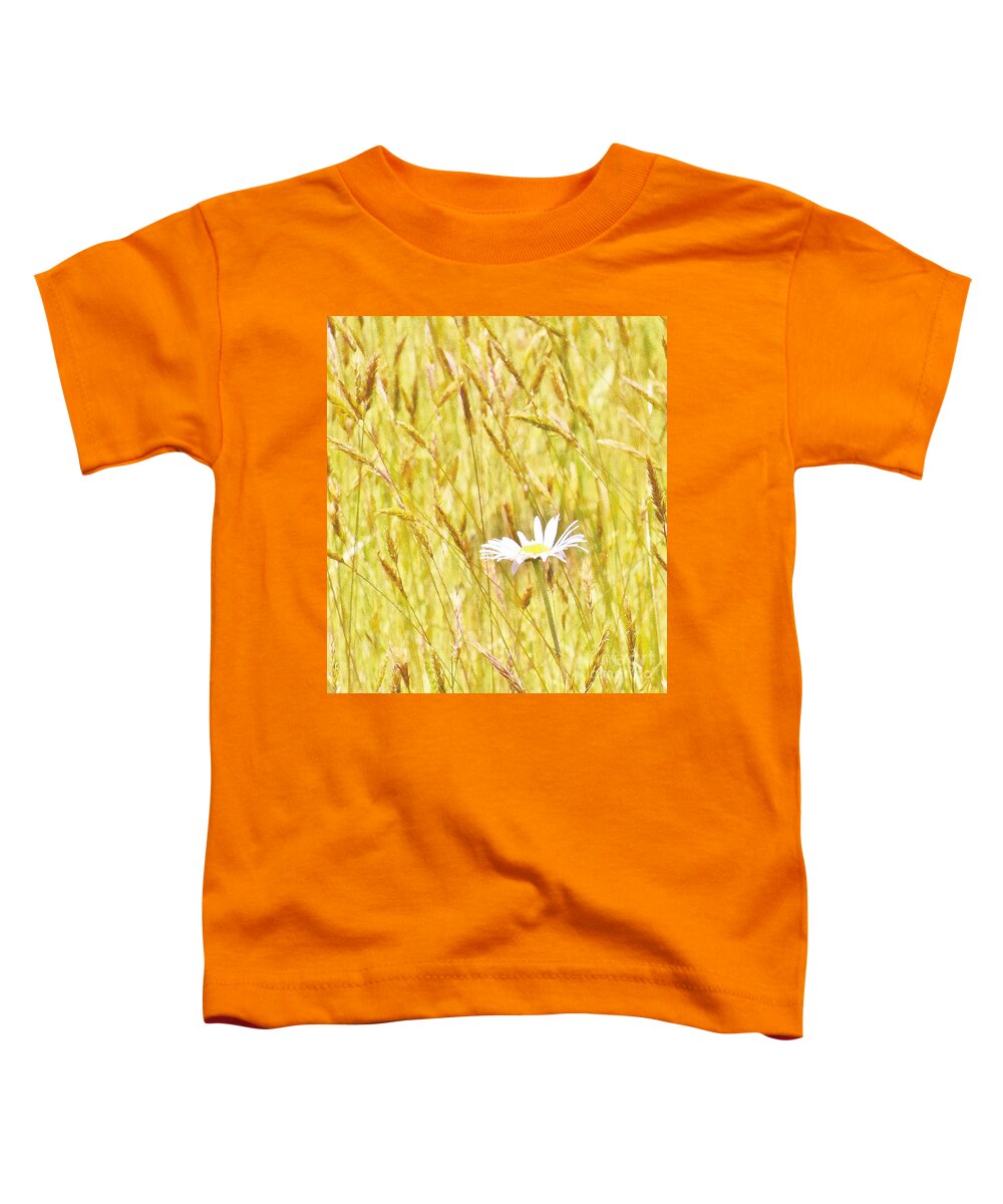Daisy Toddler T-Shirt featuring the photograph Dreaming by Jimmy Chuck Smith