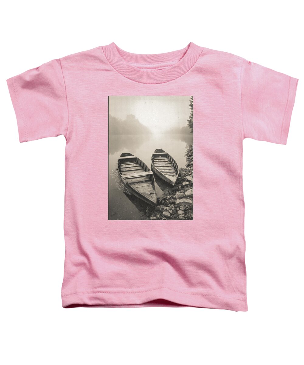 France Toddler T-Shirt featuring the photograph Beynac Boats by Matthew Pace