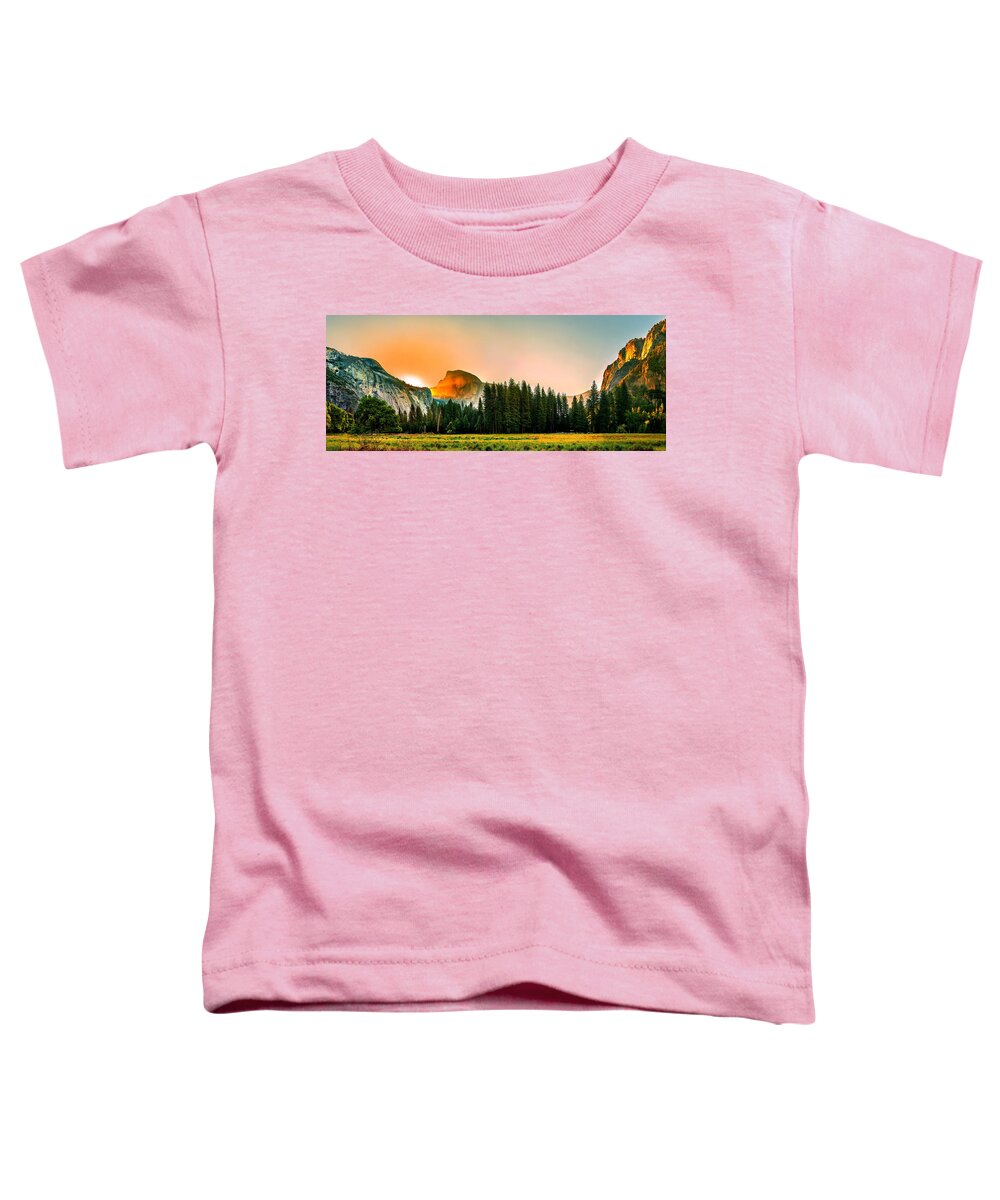 United States Of America Toddler T-Shirt featuring the photograph Sunrise Surprise by Az Jackson