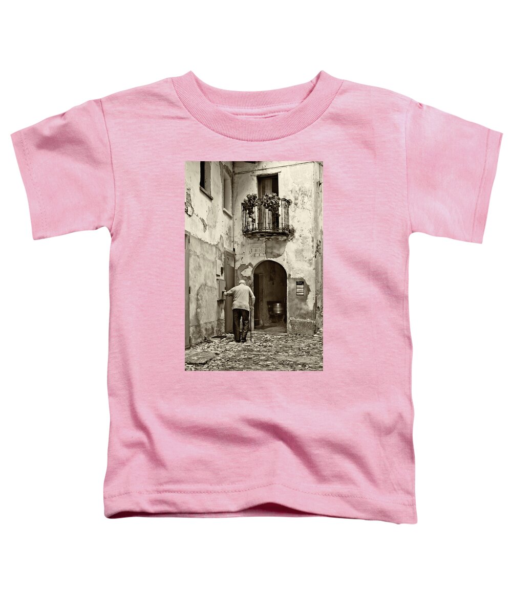 Arcumeggia Toddler T-Shirt featuring the photograph Toward home by Roberto Pagani