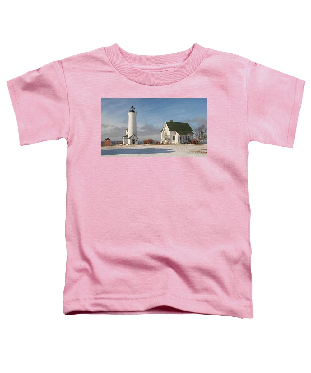 Lighthouse Toddler T-Shirt featuring the photograph Tibbett's Point Lighthouse by Rod Best