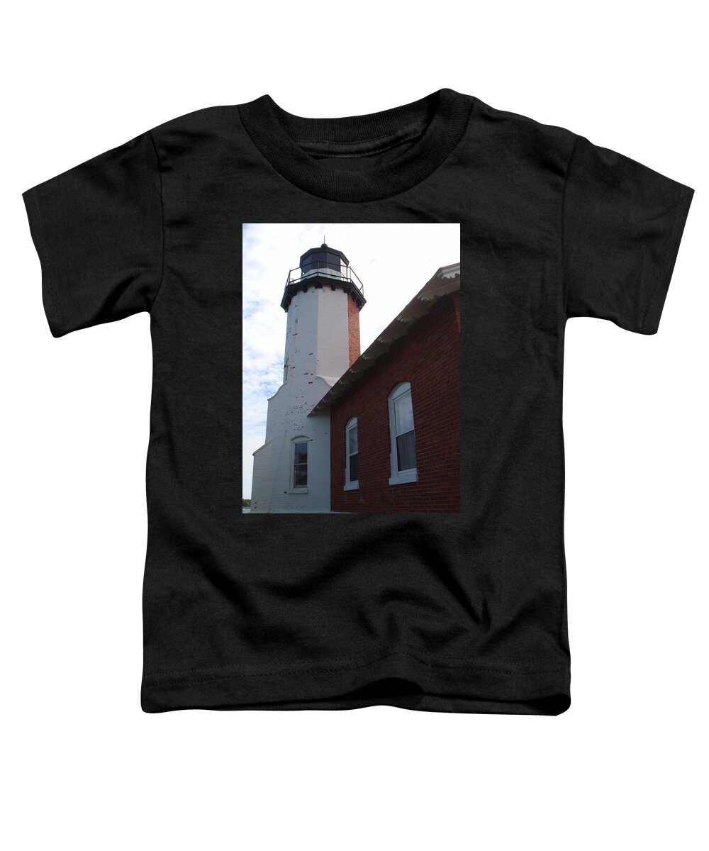 Lighthouse Toddler T-Shirt featuring the photograph Eagle Harbor Lighthouse 4 by Bonfire Photography