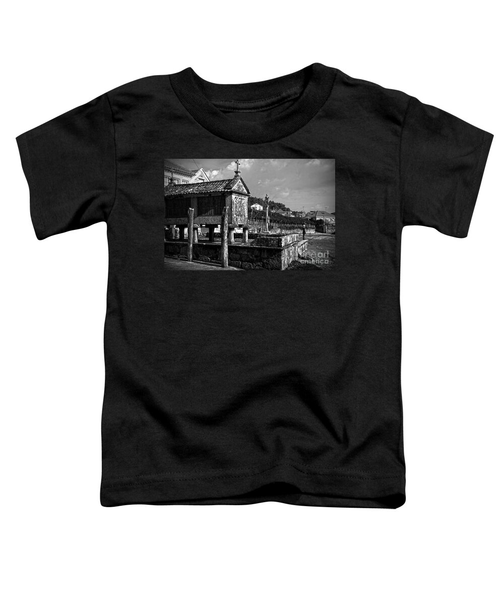  Fisher Toddler T-Shirt featuring the photograph Horreo and cruceiro in Galicia BW by RicardMN Photography