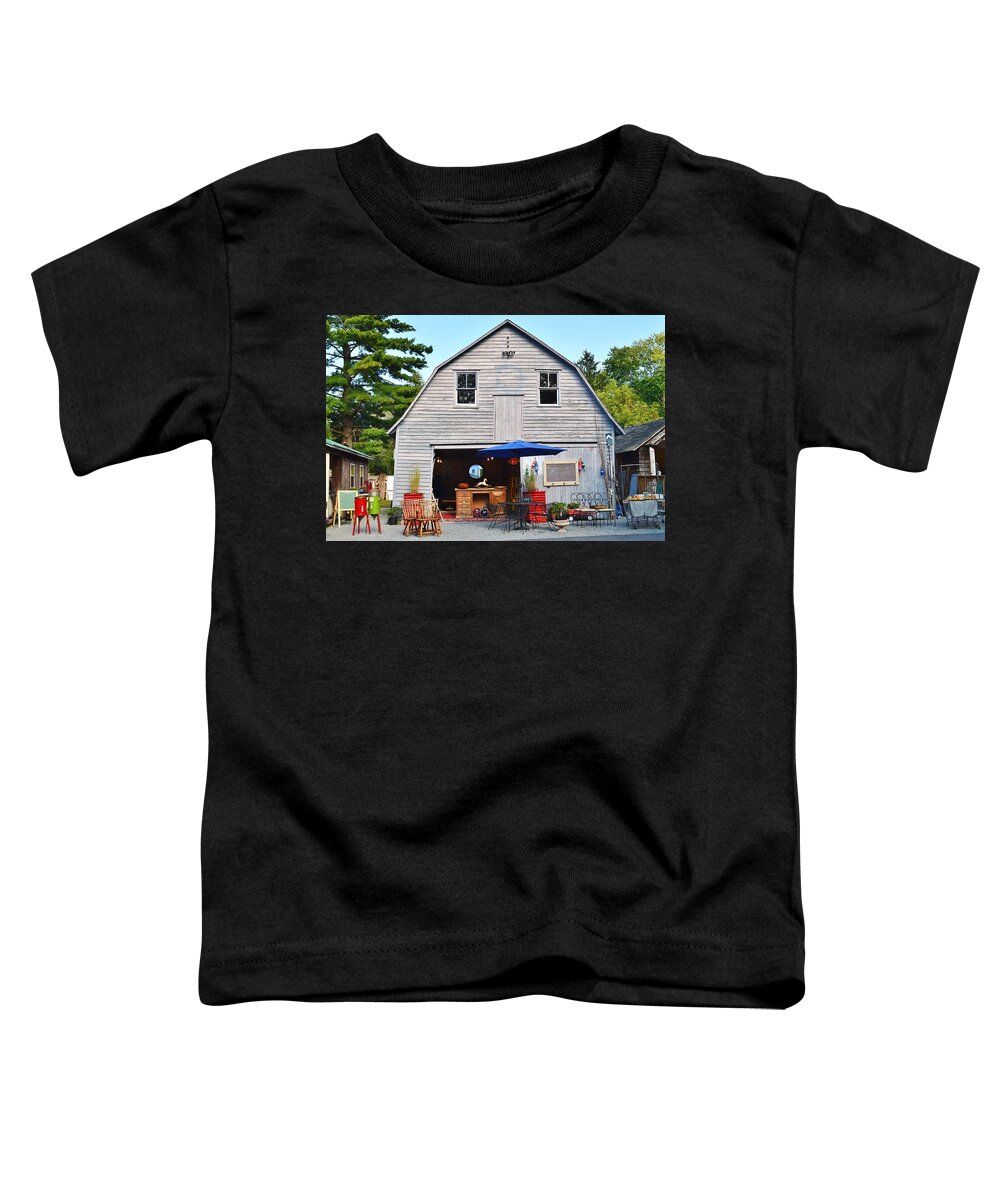 Barn Toddler T-Shirt featuring the photograph The Old Barn at Jaynes Reliable Antiques and Vintage by Kim Bemis