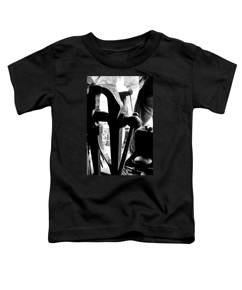 Blacksmithing Toddler T-Shirt featuring the photograph Post Vice by Daniel Reed