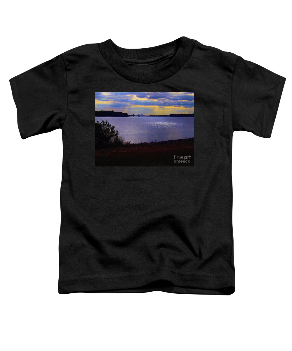 Delaware River Toddler T-Shirt featuring the photograph Sundown On a Cloudy Day by Robyn King