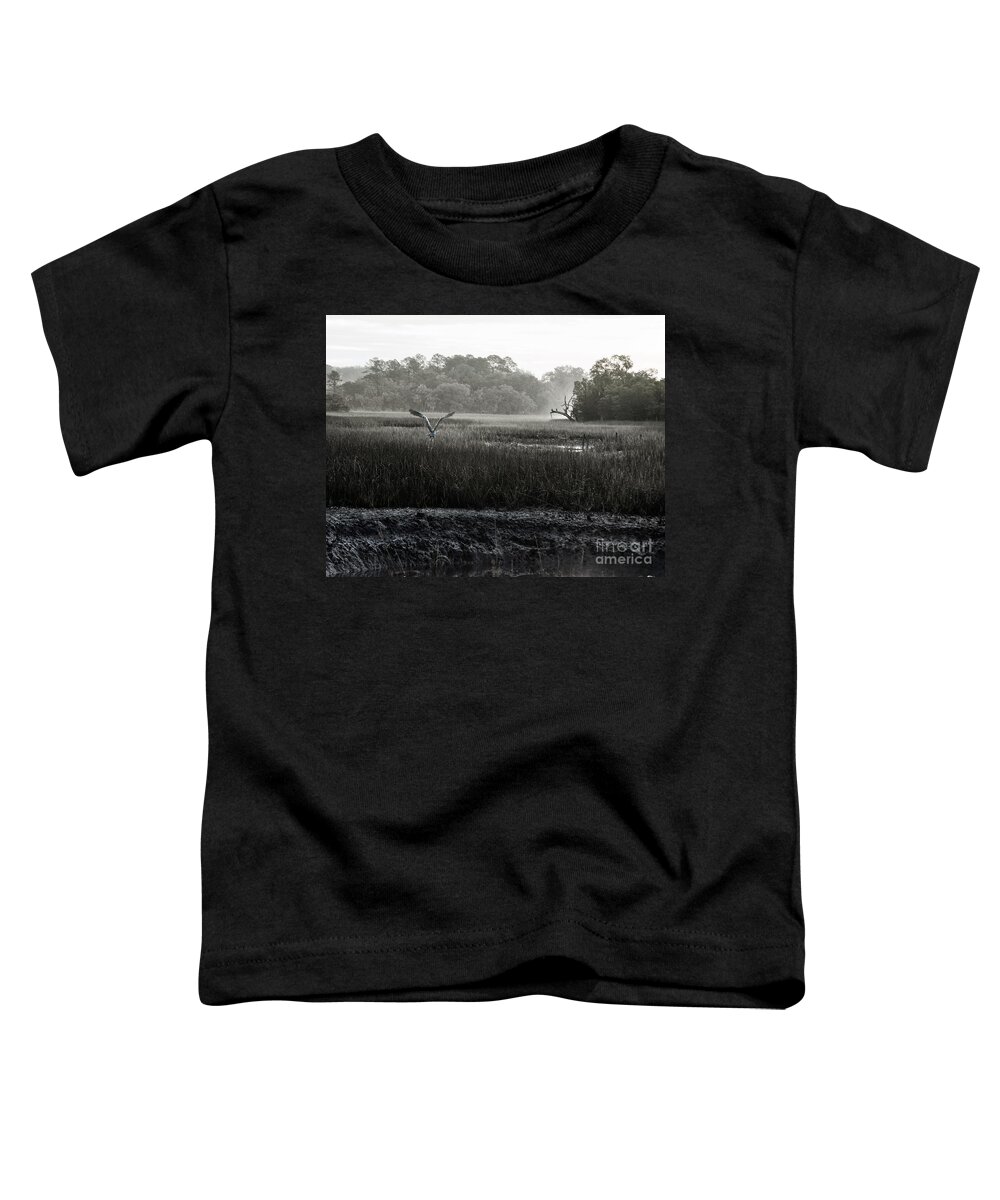 Great Blue Heron Toddler T-Shirt featuring the photograph The Great Escape by Scott Hansen