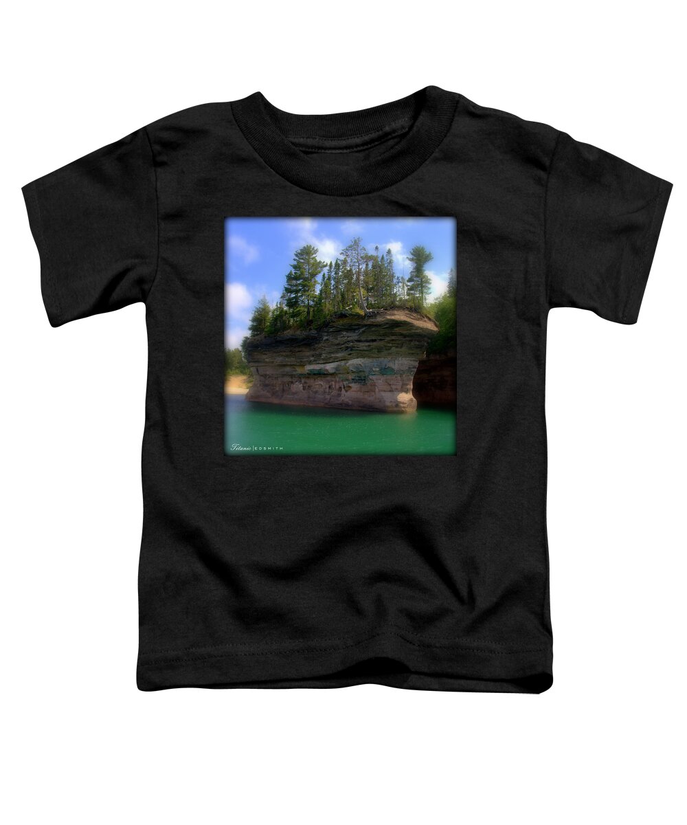 Titanic Toddler T-Shirt featuring the photograph Titanic by Edward Smith