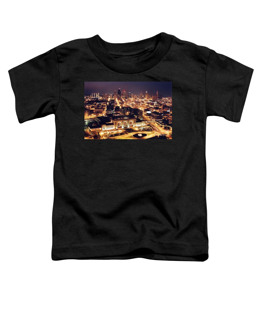 Kansas City Toddler T-Shirt featuring the photograph Union Station Night by Crystal Nederman